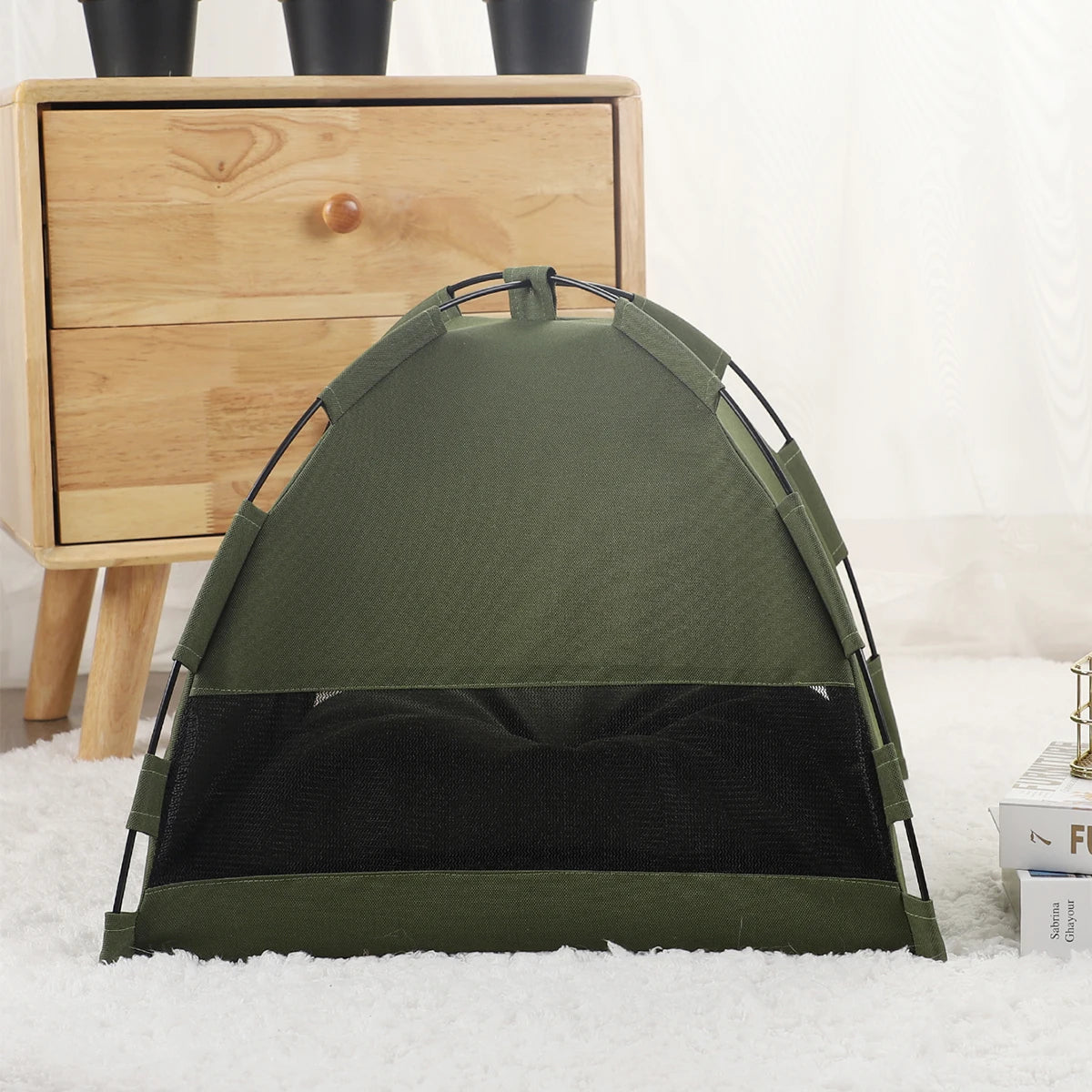 Cozy Cat Tent Bed – Warm Indoor Pet House with Soft Cushion