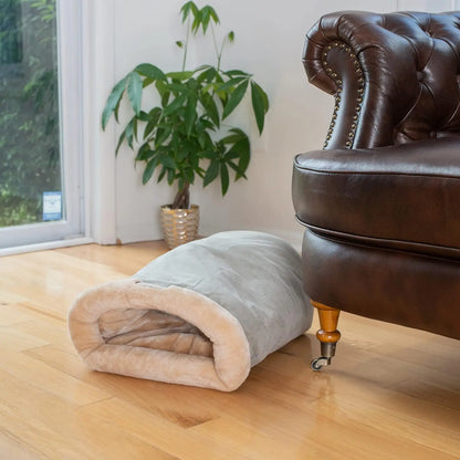 Cozy Semi-Enclosed Cat Bed, Warm Winter Nest, Washable Cover, S/M